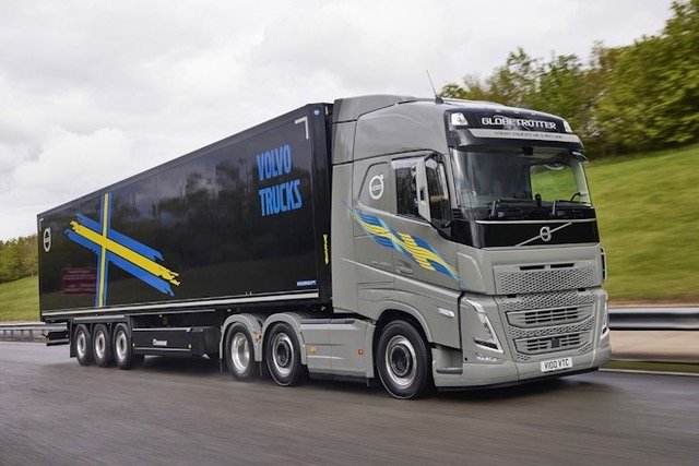 S4 P1 VOLVO w660_1447063_fh460a0_003
