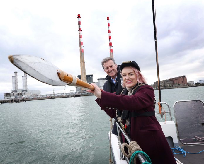 Dublin-Port-Traditional-Casting-of-the-Spear-2-scaled