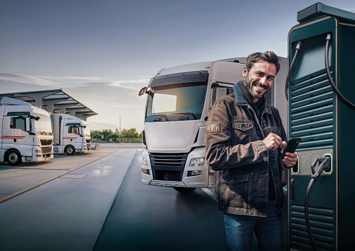 S UTA eCharge_Truck Charging_1_300dpi