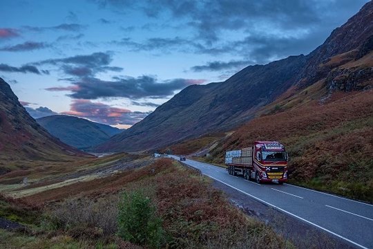 lorry-scotland-road-1-540