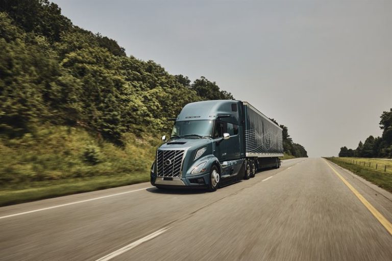 Volvo Trucks receives large orders from HayWay Group in the U.S. and Europe